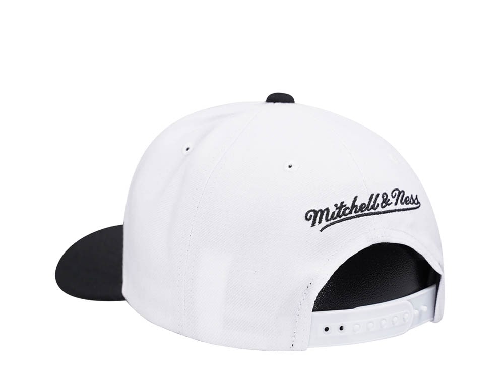 Mitchell & Ness San Antonio Spurs Team Two Tone 2.0 Pro White Snapback Gorra