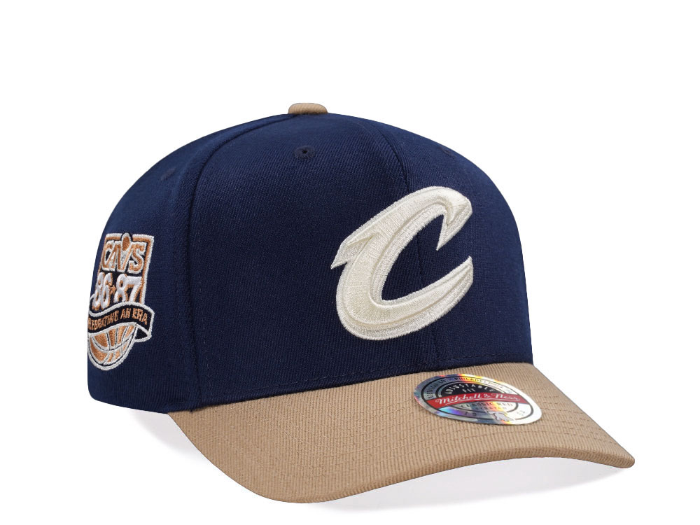 Mitchell & Ness Cleveland Cavaliers Sand Storm Classic Red Stretch Snapback Gorra