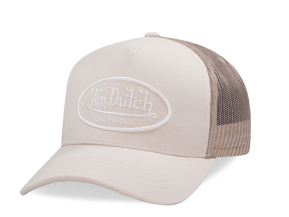 Von Dutch Oval Patch White Trucker Strapback Gorra