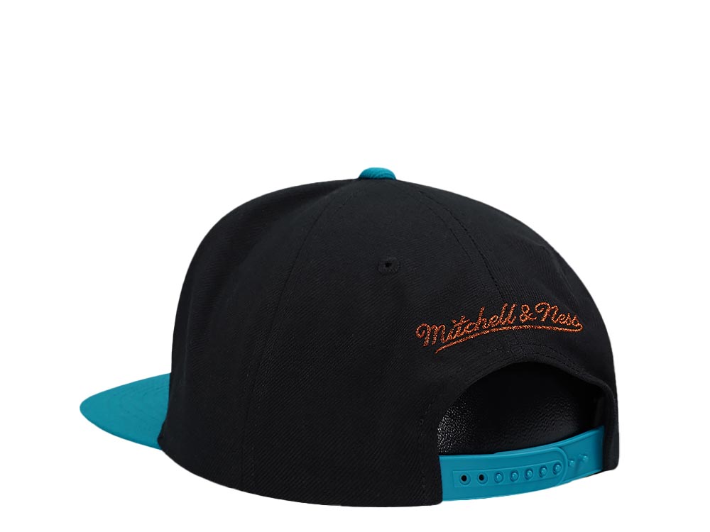 Mitchell & Ness New York Knicks 70th Anniversary Make Cents Black Two Tone Edition Snapback Gorra
