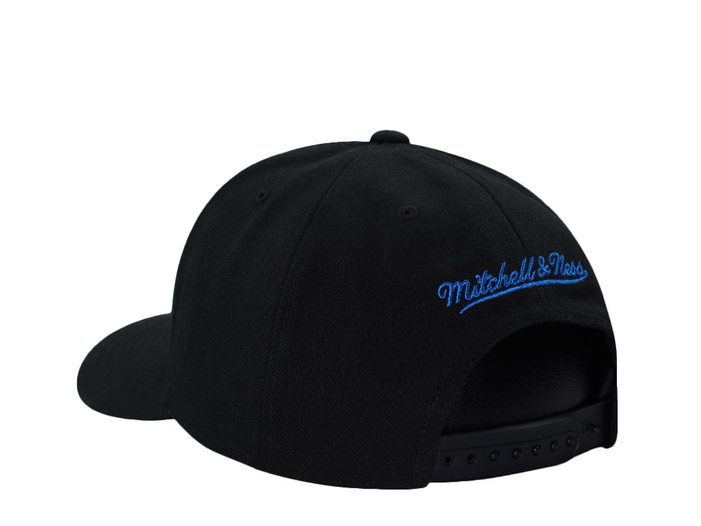 Mitchell & Ness Wrestlemania WWE Smack Down Pro Crown Snapback Gorra