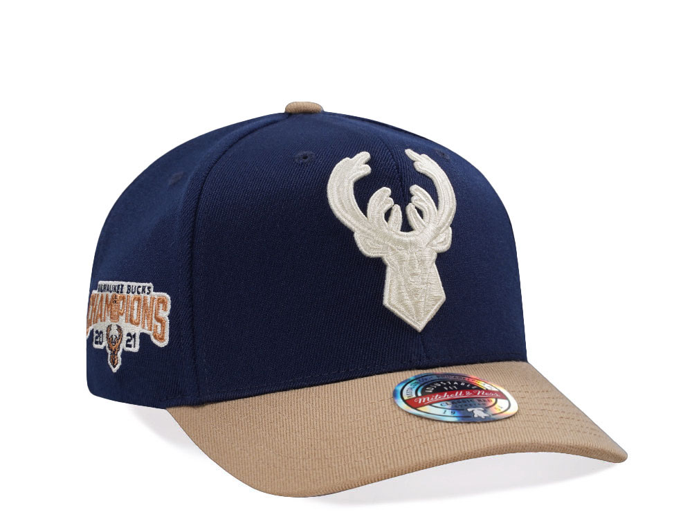 Mitchell & Ness Milwaukee Bucks Sand Storm Classic Red Stretch Snapback Gorra