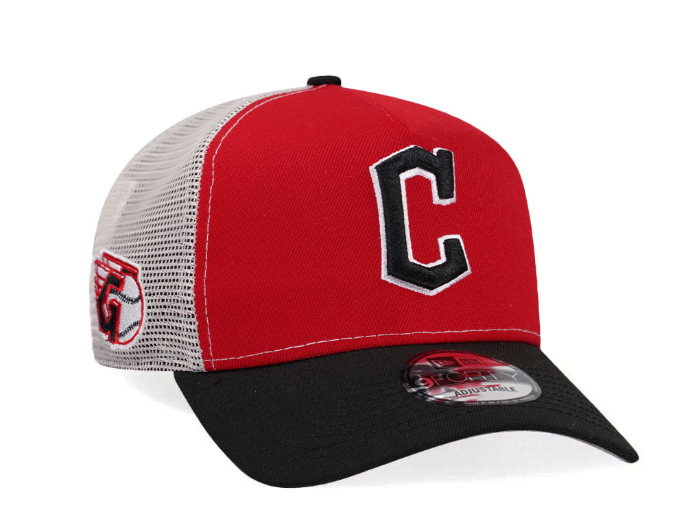New Era Cleveland Guardians Two Tone Edition A Frame Trucker Snapback Gorra