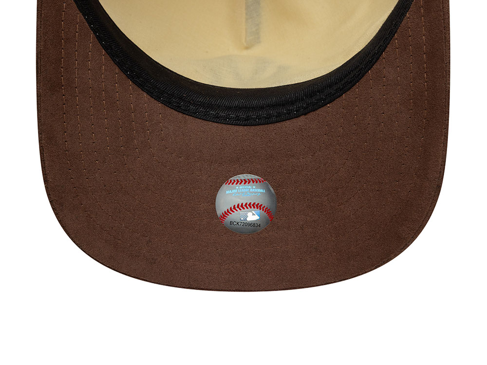 New Era New York Yankees Light Brown Suede Visor Edition 9Fifty A Frame Strapback Gorra
