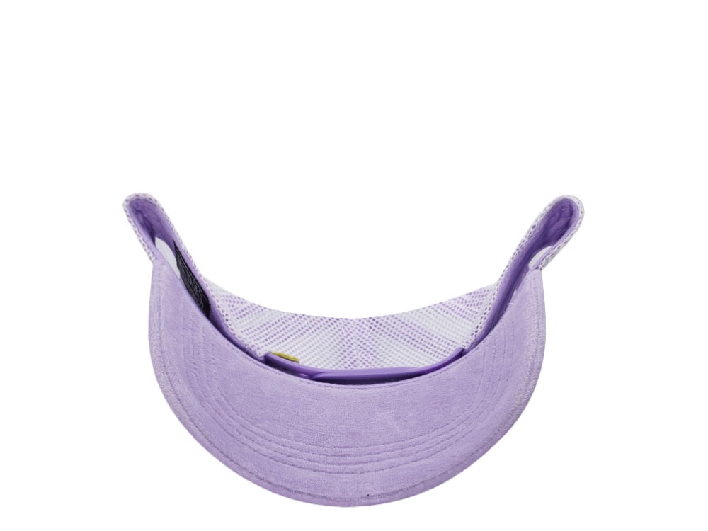 Von Dutch Oval Patch Lavender Velour Edition Trucker Snapback Gorra