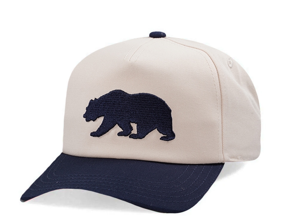 American Needle Roscoe Bear White Two Tone Edition Snapback Gorra