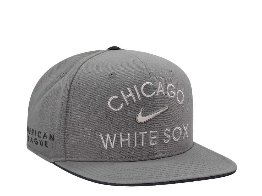 Nike Chicago White Sox Dri-Fit Pro Olive Edition Snapback Gorra