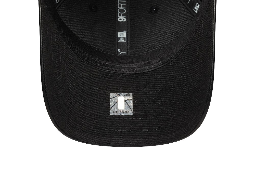 New Era Chicago Bulls Black PU Leather Edition 9Forty M Crown Snapback Gorra