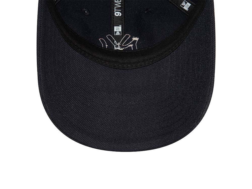 New Era New York Yankees Boucle Navy 9Twenty Strapback Gorra