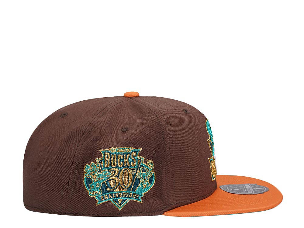 Mitchell & Ness Milwaukee Bucks 30th Anniversary Copper Top Hardwood Classic Dynasty Fitted Gorra