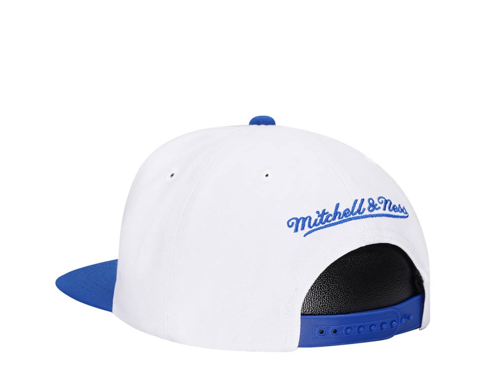 Mitchell & Ness Montreal Canadiens Vintage Sharktooth Snapback Gorra