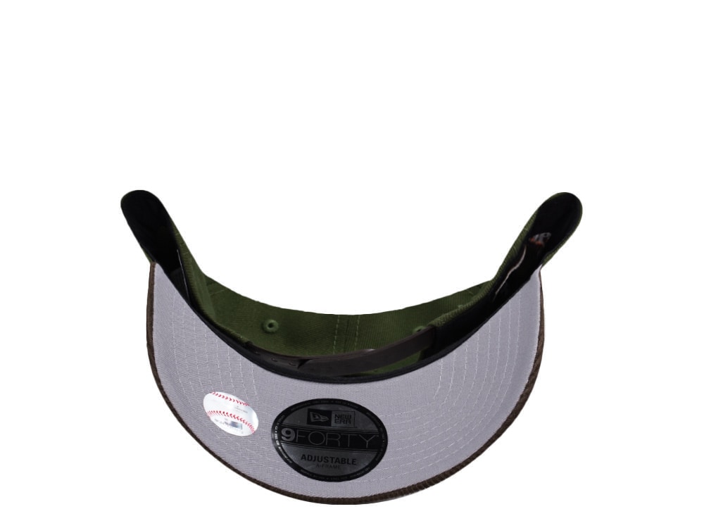 New Era New York Yankees World Series 2000 Rifle Green Walnut Corduroy Two Tone Edition 9Forty A Frame Snapback Gorra