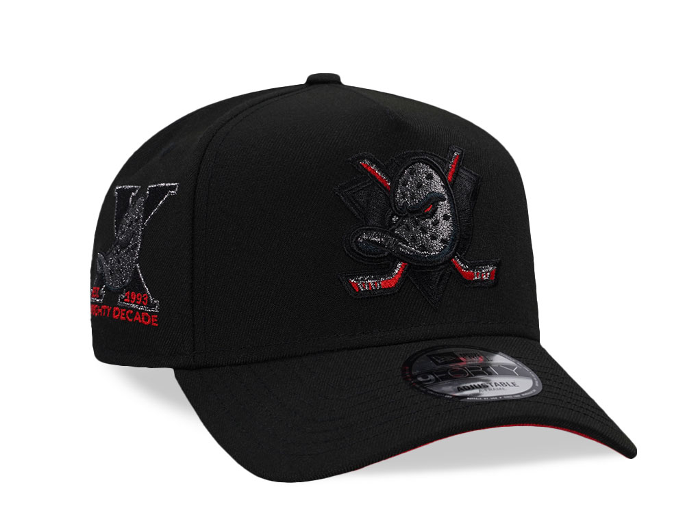 New Era Anaheim Ducks 10th Anniversary Metallic Blackout Red Edition 9Forty A Frame Snapback Gorra